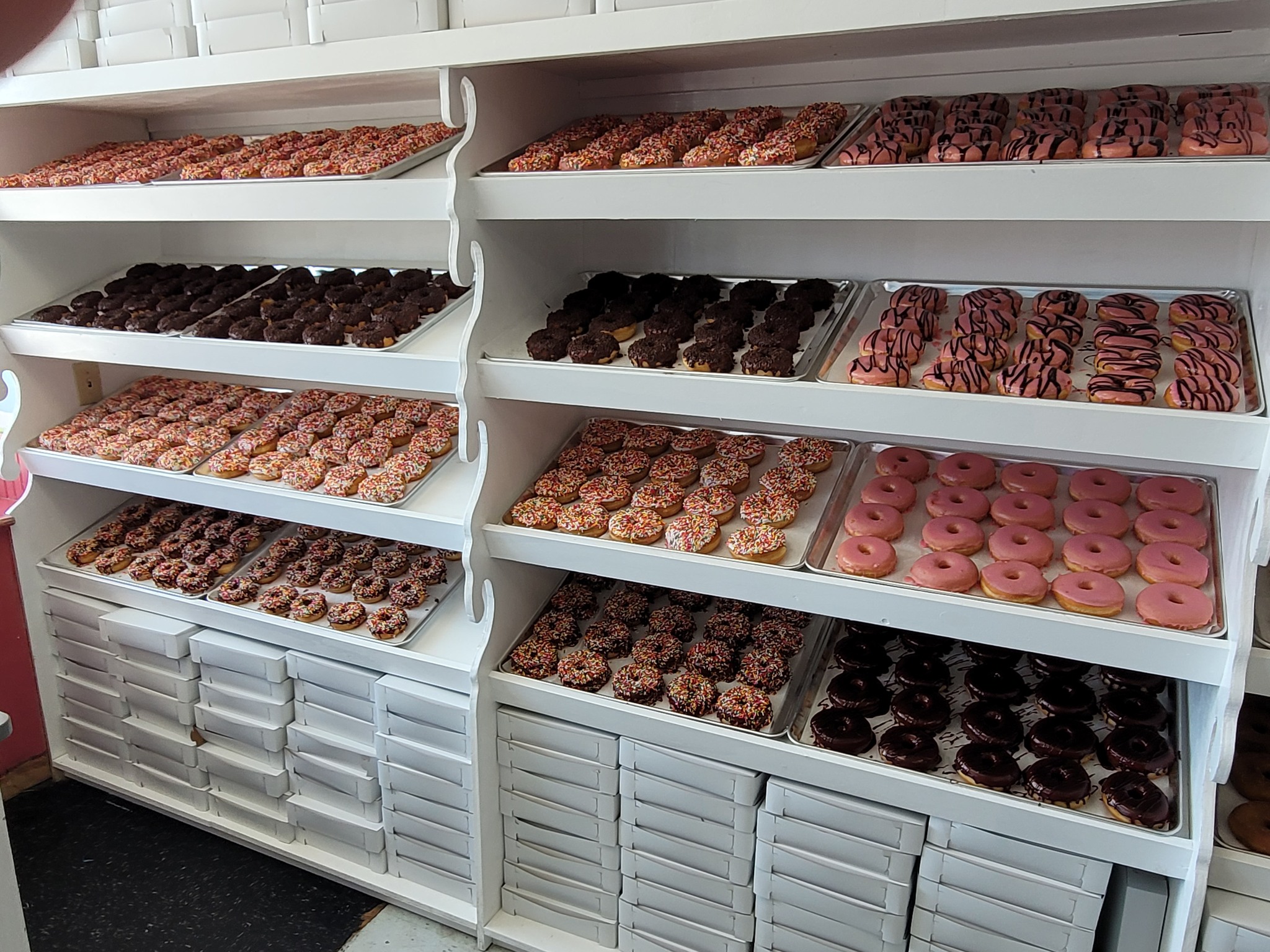 donut shop - locally owned - Corolla North Carolina